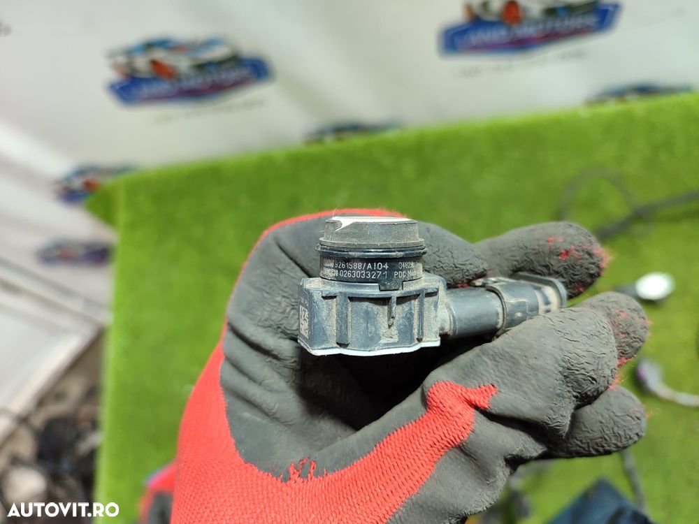 INTALAȚIE + 1 SENZOR PARCARE SPATE BMW SERIA 1 F20 116D 1.6 DIESEL 2013 COD OEM 9261588 / AI04131126 / HATCHBACK 2011-2019 - 7