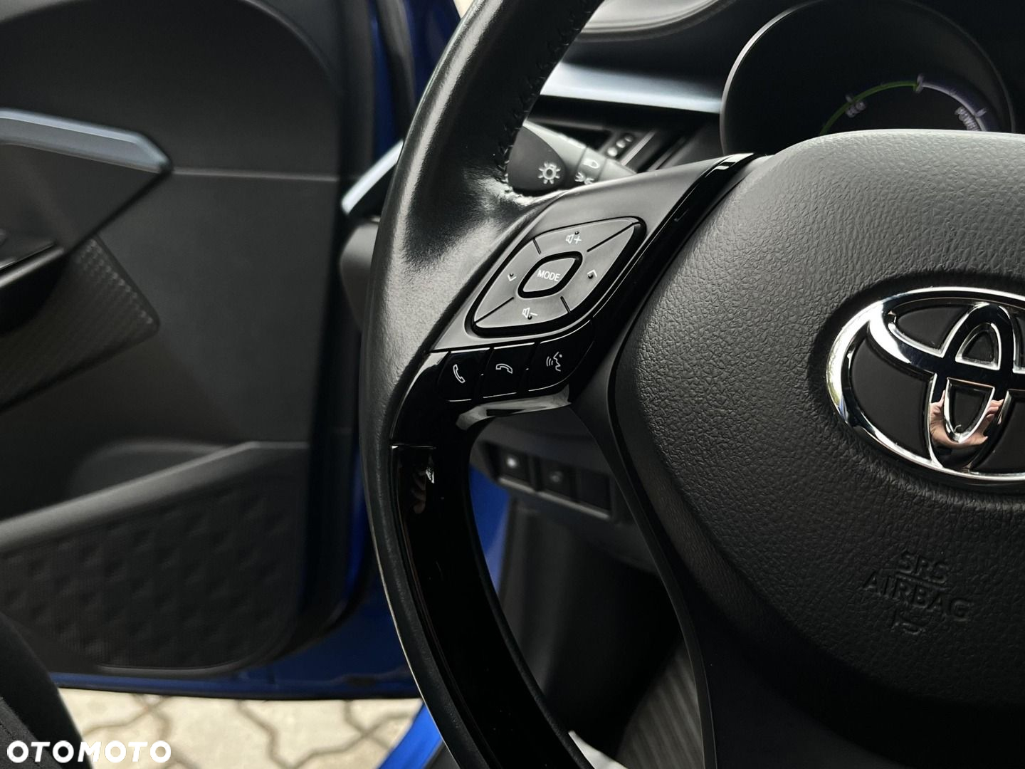Toyota C-HR - 16