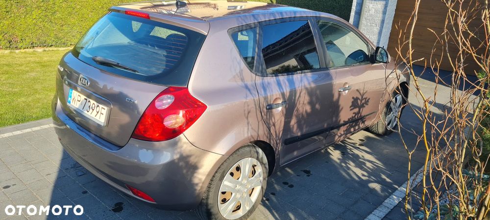 Kia Ceed 1.6 Crdi Comfort - 14