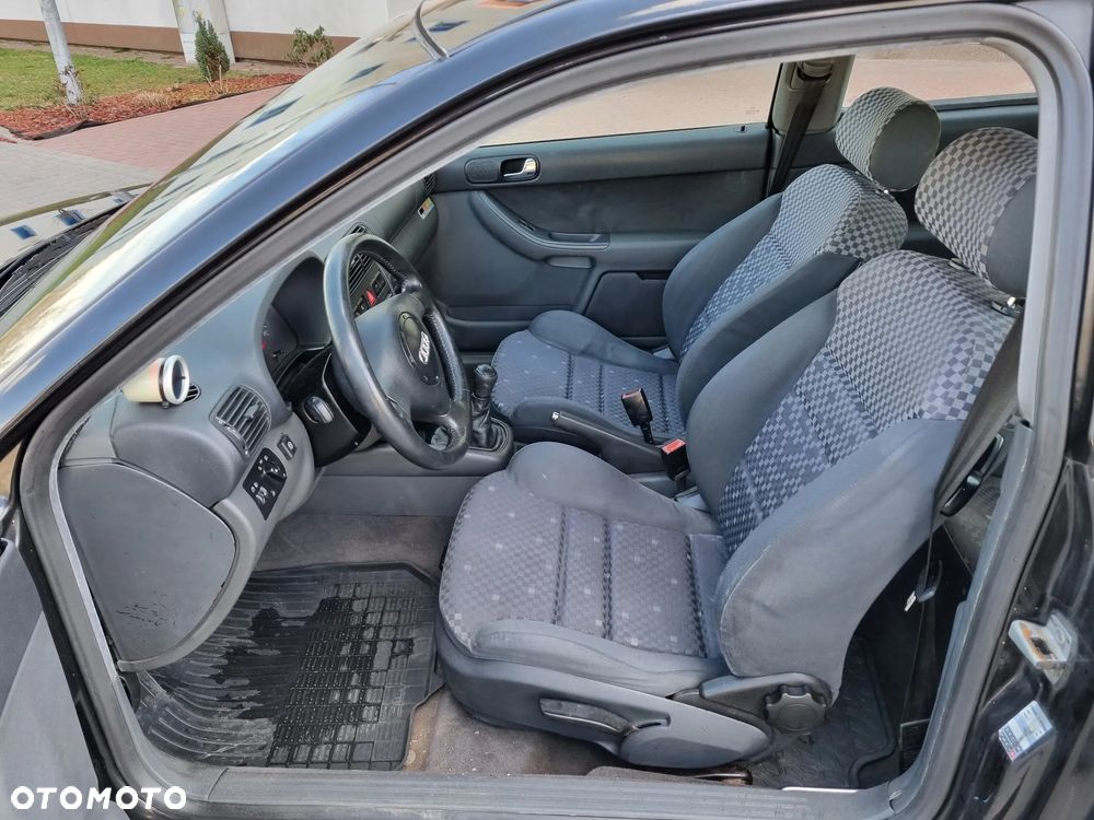 Audi A3 3-drzwiowe - 7