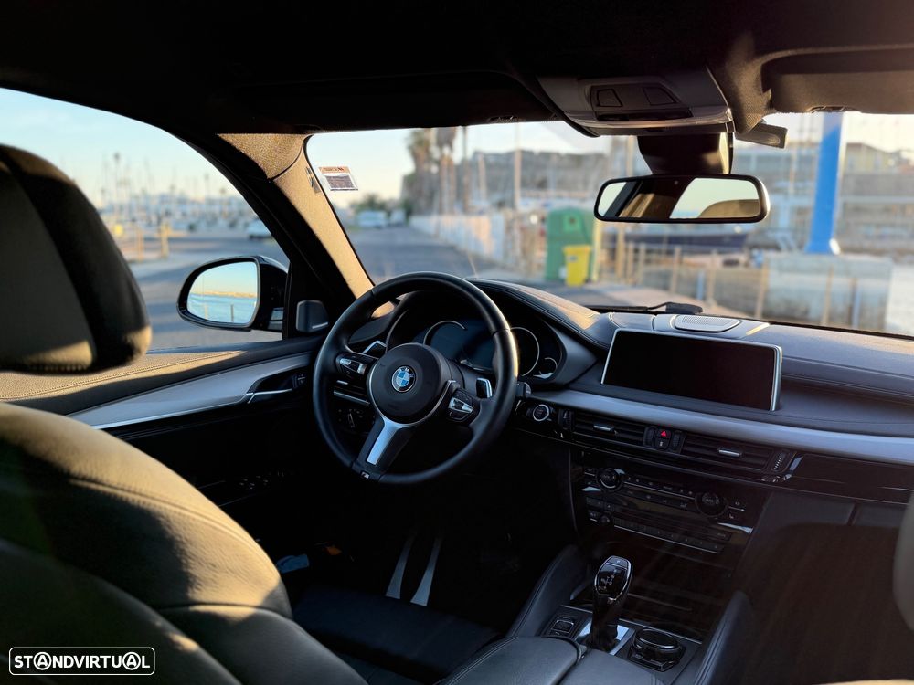 BMW X6 xDrive30d - 25