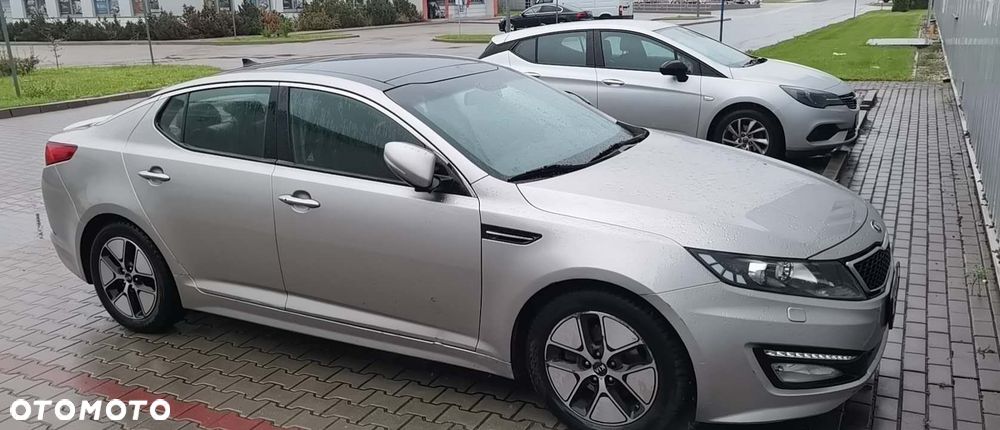 Kia Optima 2.0 L - 2