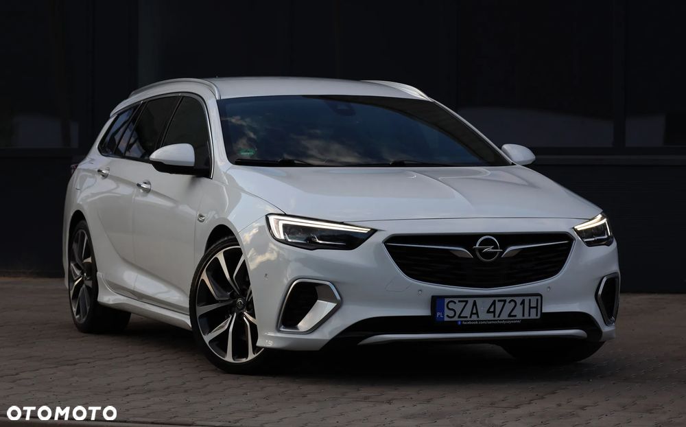 Opel Insignia 2.0 BiTurbo 4x4 GSI - 3