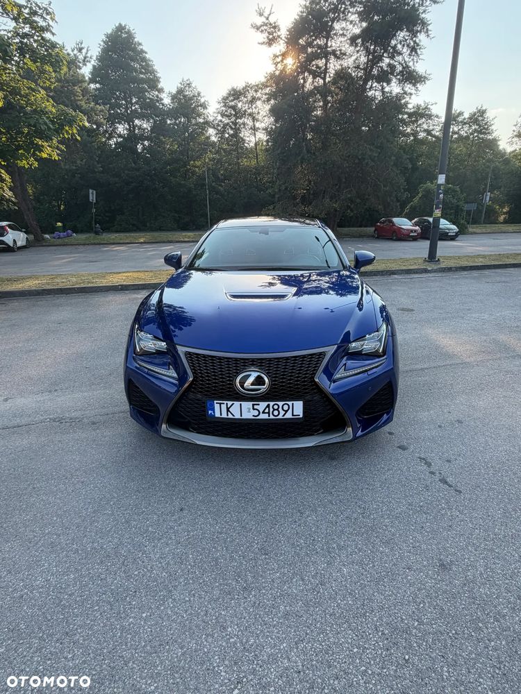 Lexus RC F Carbon - 15