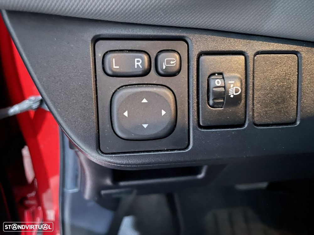 Toyota Yaris 1.5 HSD Sport+P.Techno - 18