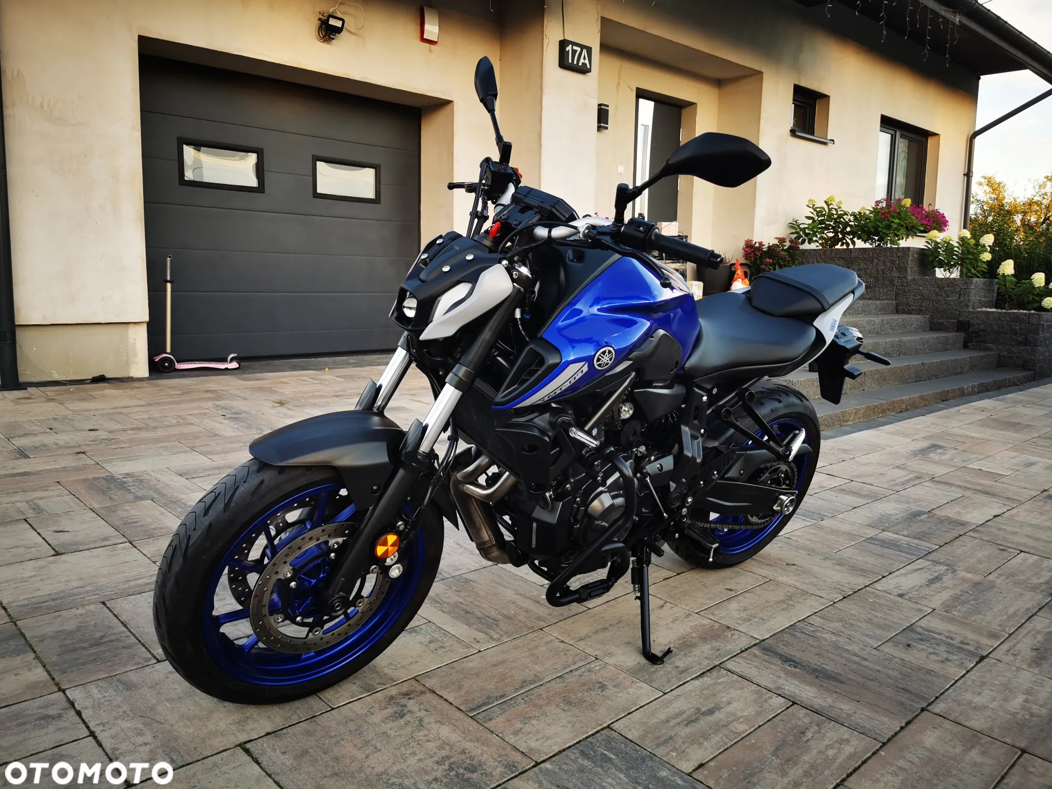 Yamaha MT - 4
