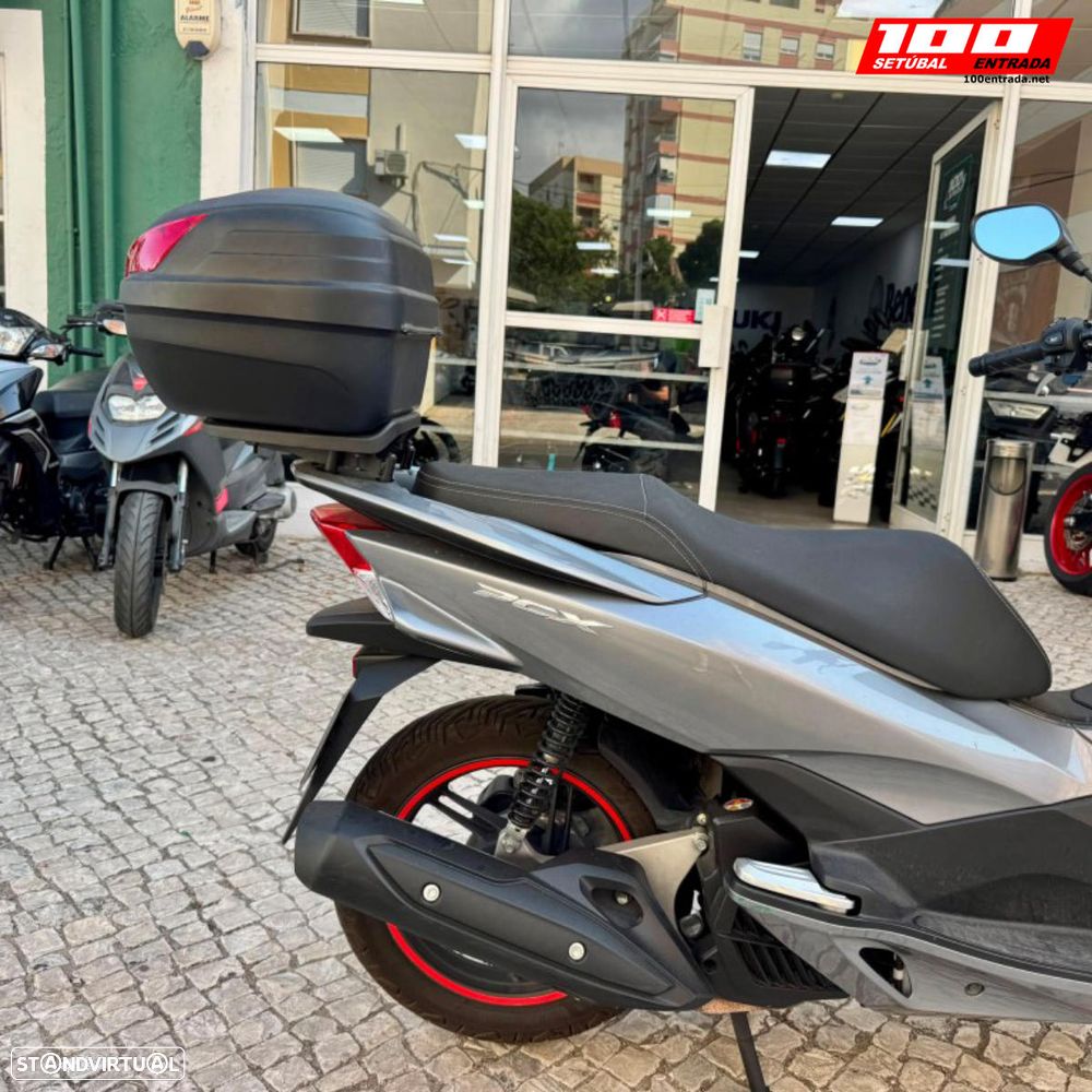 Honda PCX125 - 8