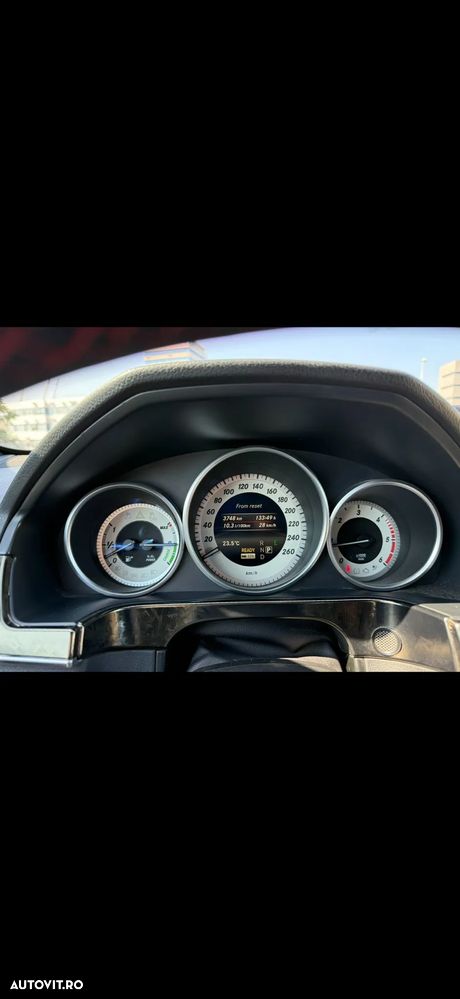 Mercedes-Benz E 300 BlueTEC HYBRID Aut. - 12