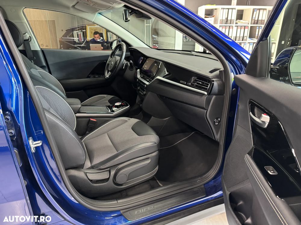 Kia Niro e-Niro 150 kW Vision - 11