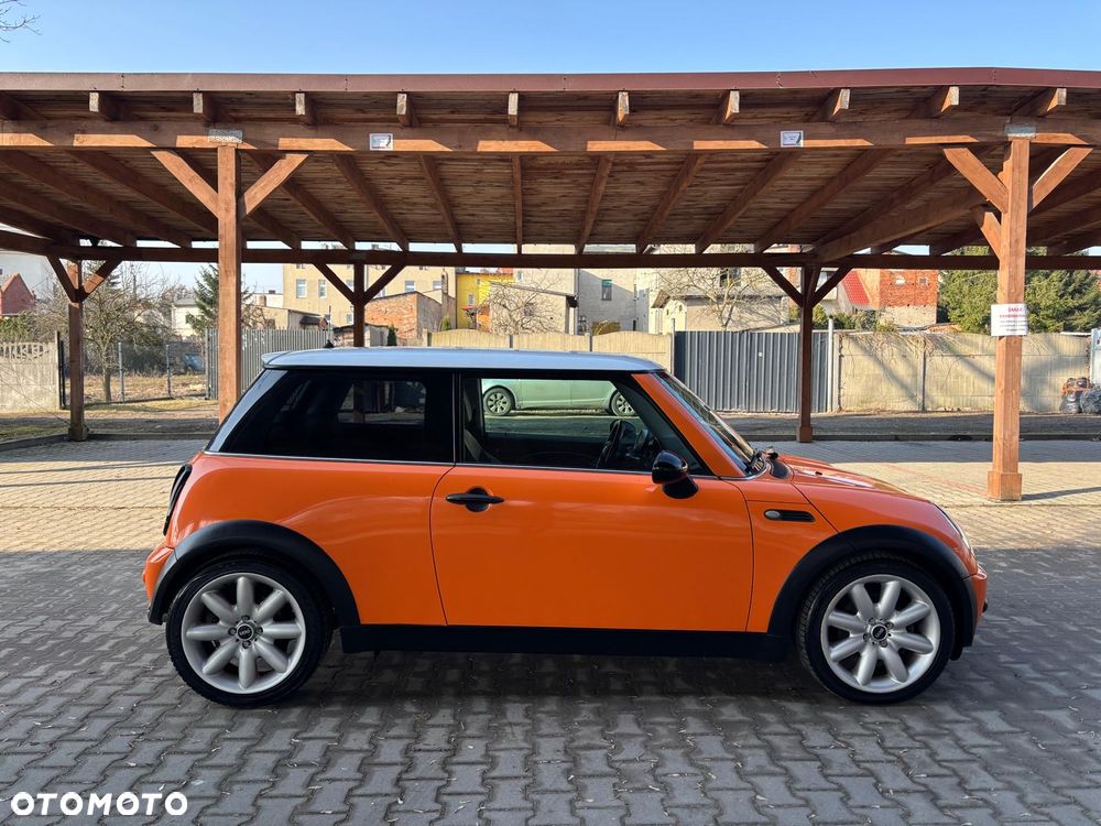 MINI Cooper Seven - 3
