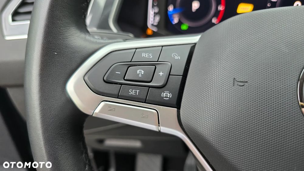 Volkswagen Tiguan 1.5 TSI EVO Elegance DSG - 34