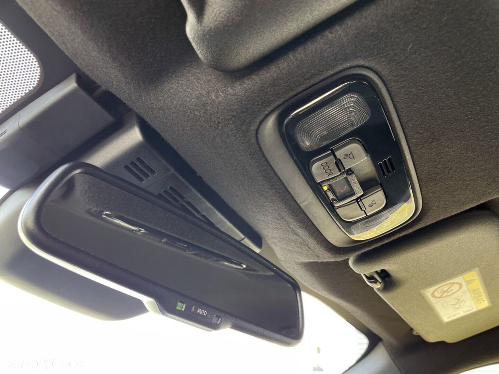 Toyota Yaris Cross - 24