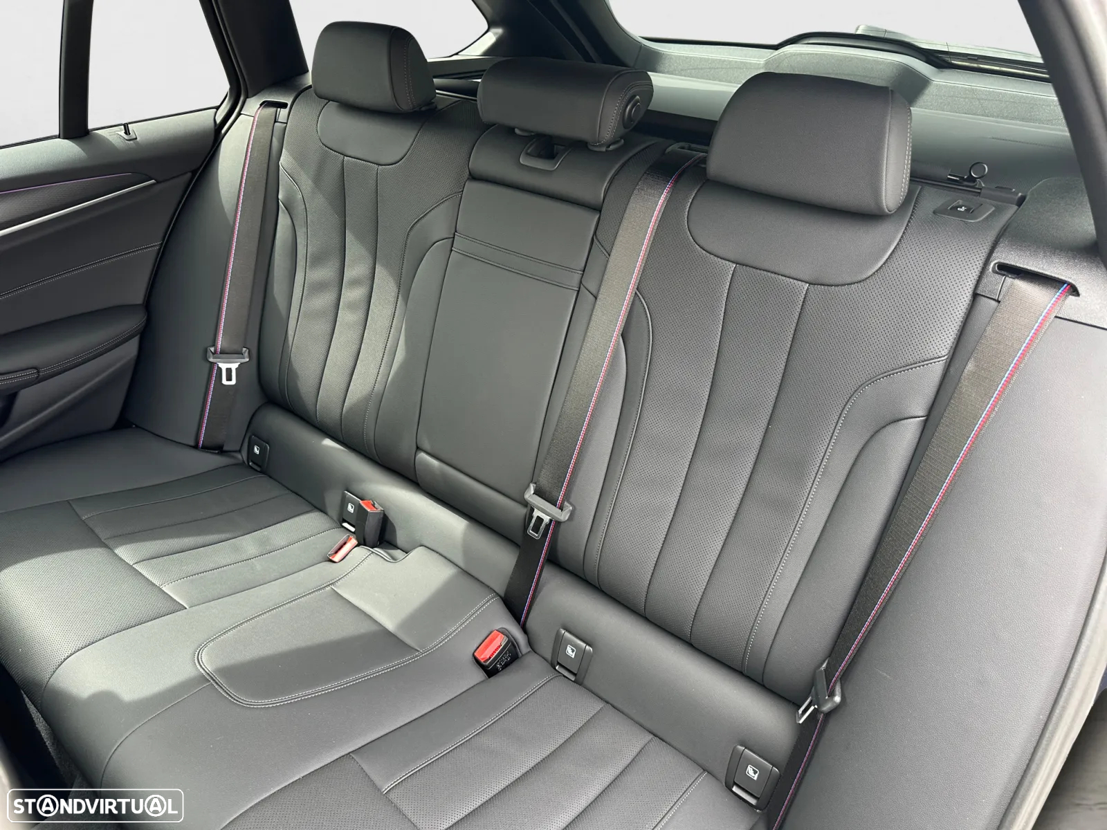 BMW 520 d Pack Desportivo M Auto - 15