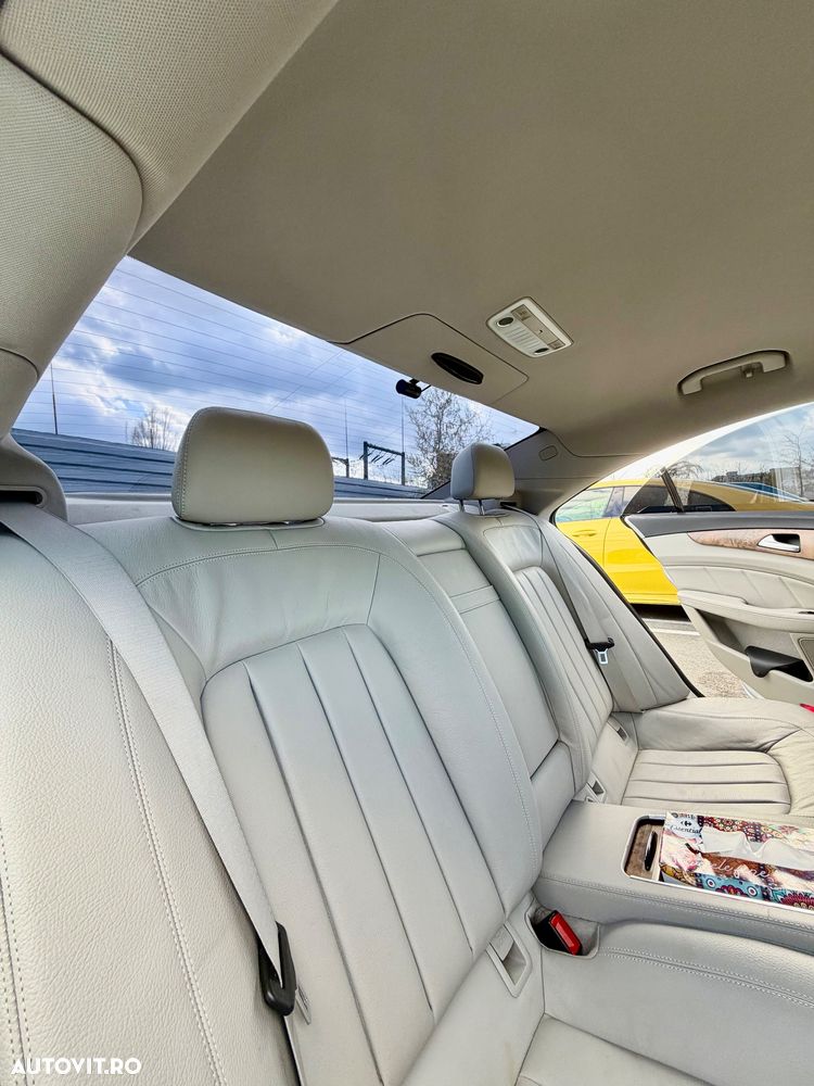 Mercedes-Benz CLS 350 CDI BlueEfficiency 4MATIC Aut - 33