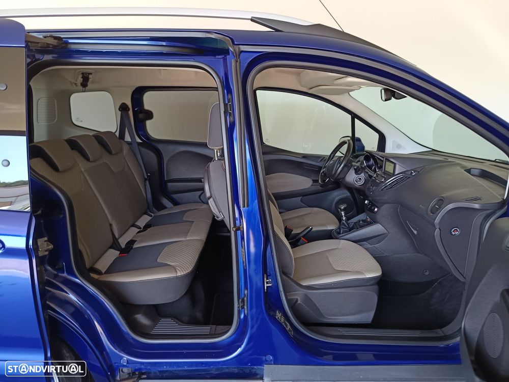 Ford Tourneo Courier 1.0 EcoBoost Titanium - 12