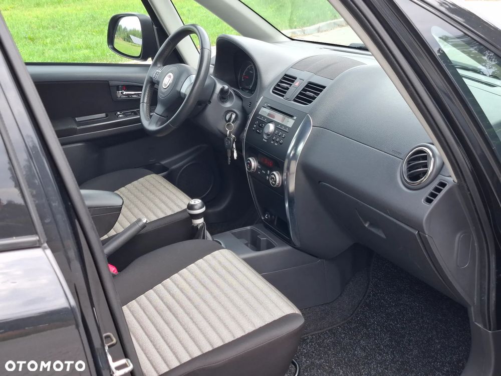 Fiat Sedici Luxury - 14