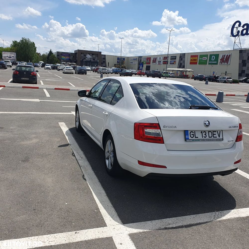Skoda Octavia 2.0 TDI Style - 4