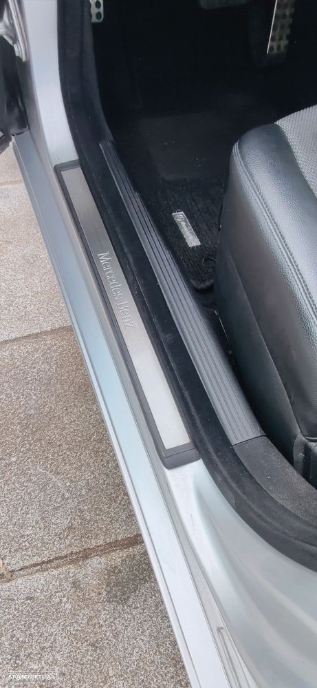 Mercedes-Benz E 220 CDI Auto Avantgarde - 12