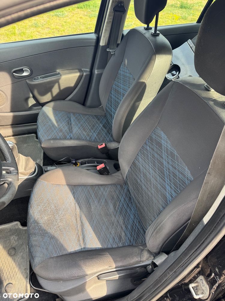 Renault Clio 1.2 16V Expression - 7