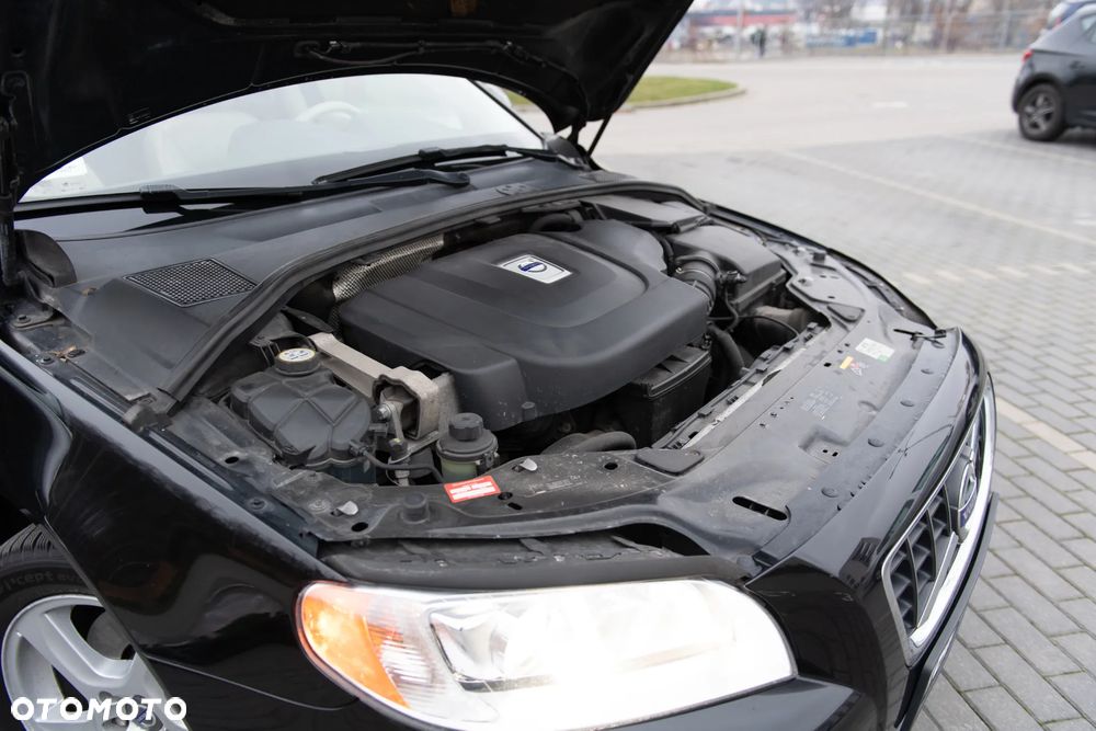 Volvo V70 D3 Summum - 17