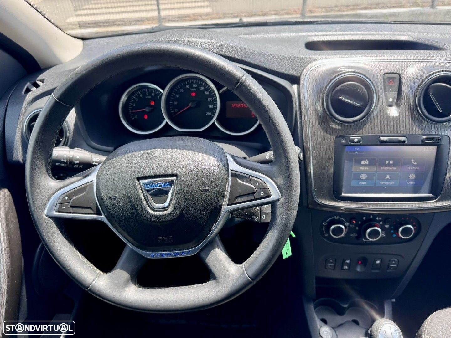 Dacia Sandero - 24