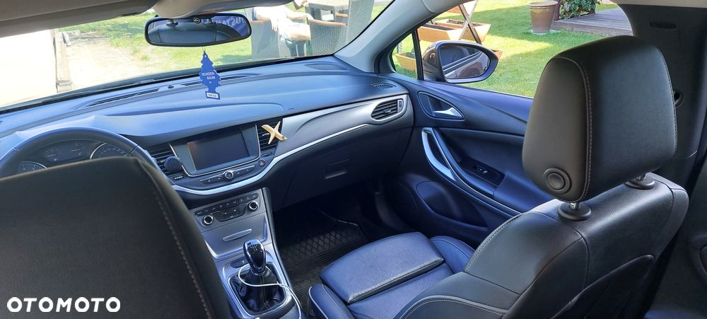 Opel Astra 1.4 Essentia - 12