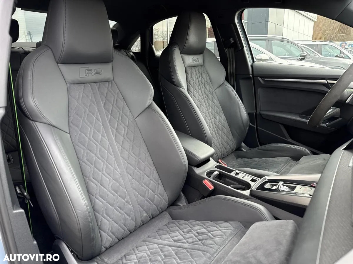 Audi RS3 TFSI quattro S tronic - 19