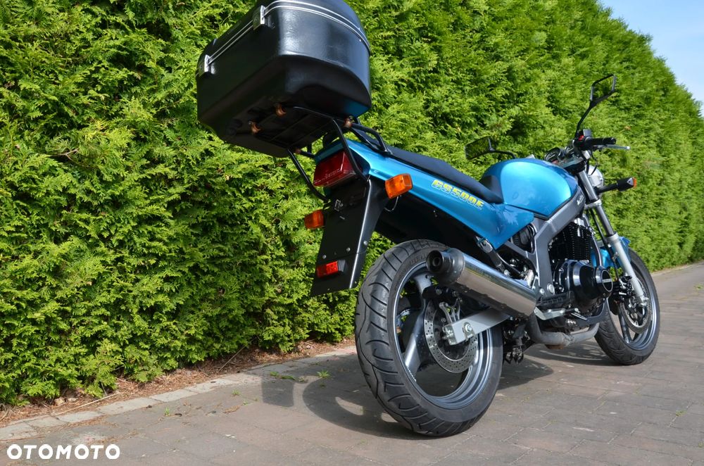 Suzuki GS - 10