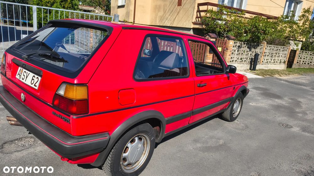 Volkswagen Golf 1.8 GTI Special - 8