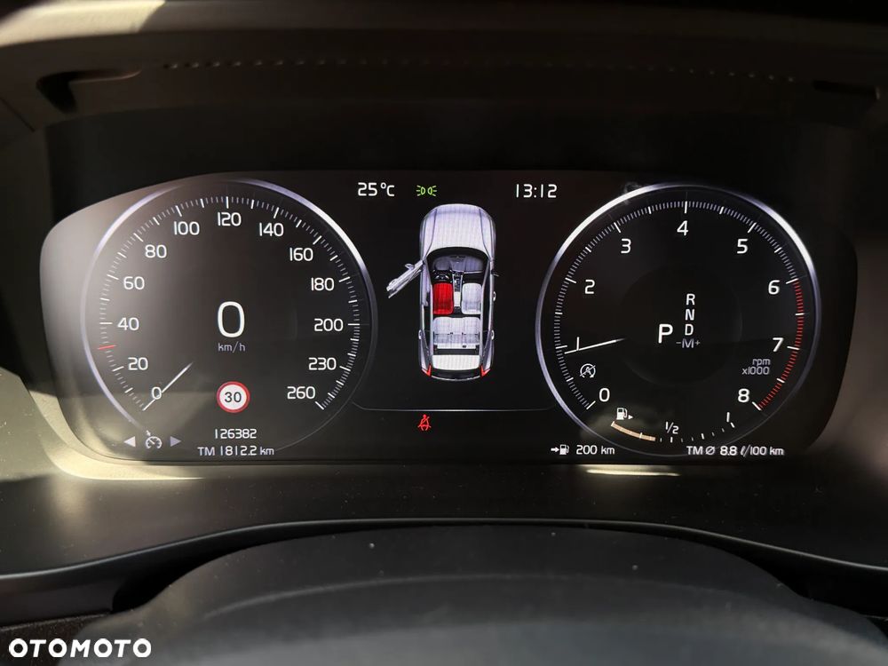 Volvo XC 40 T3 Momentum - 29