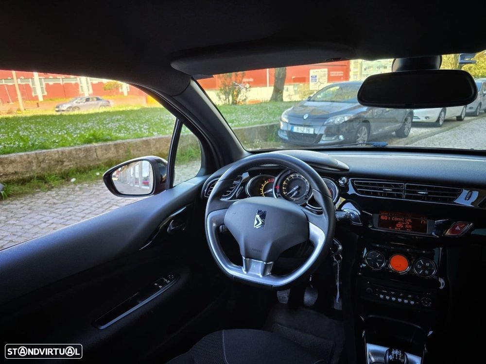 Citroën DS3 1.6 e-HDi So Chic - 22