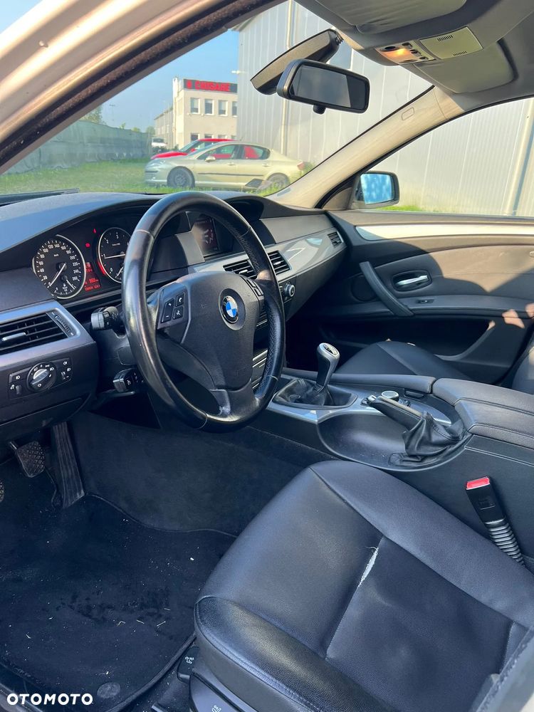 BMW Seria 5 - 11