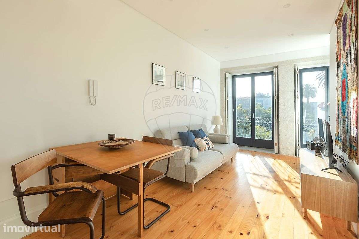 Apartamento T1 para arrendamento - Grande imagem: 2/16