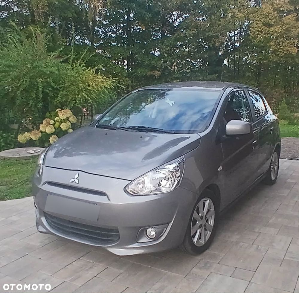 Mitsubishi Space Star - 10
