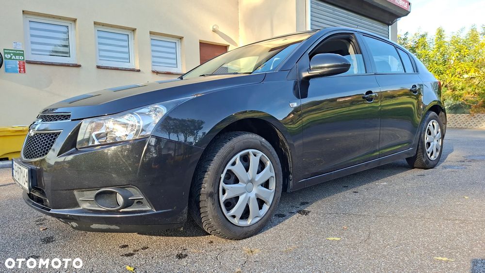 Chevrolet Cruze - 22