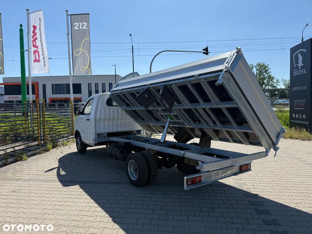 BAW Light Truck - 3
