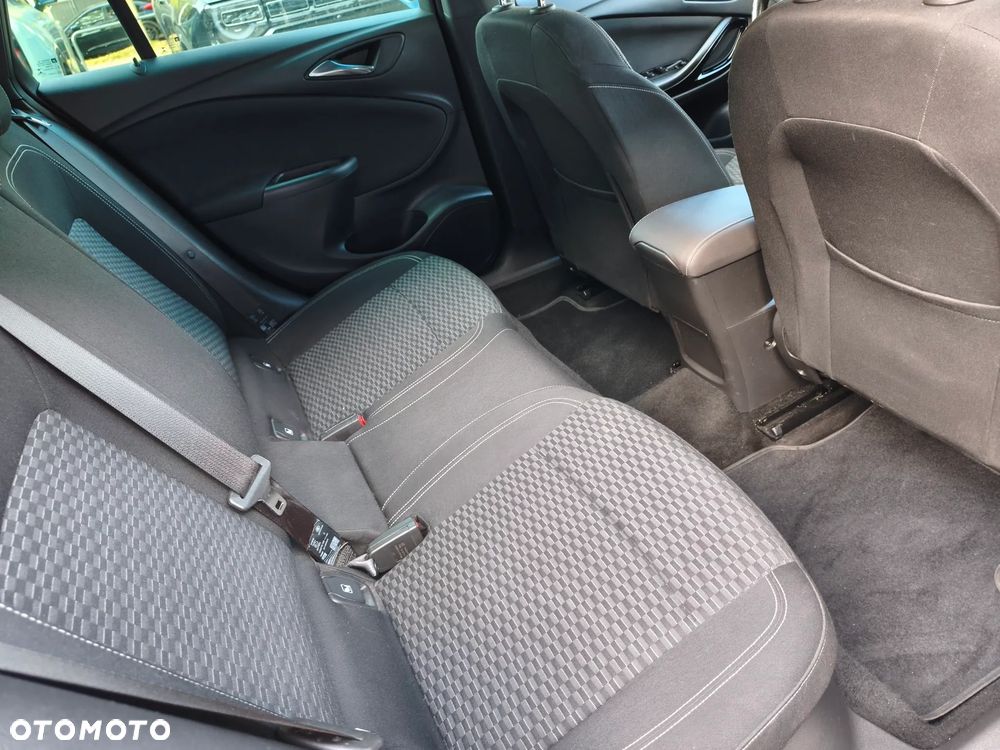 Opel Astra 1.4 Turbo Dynamic - 18