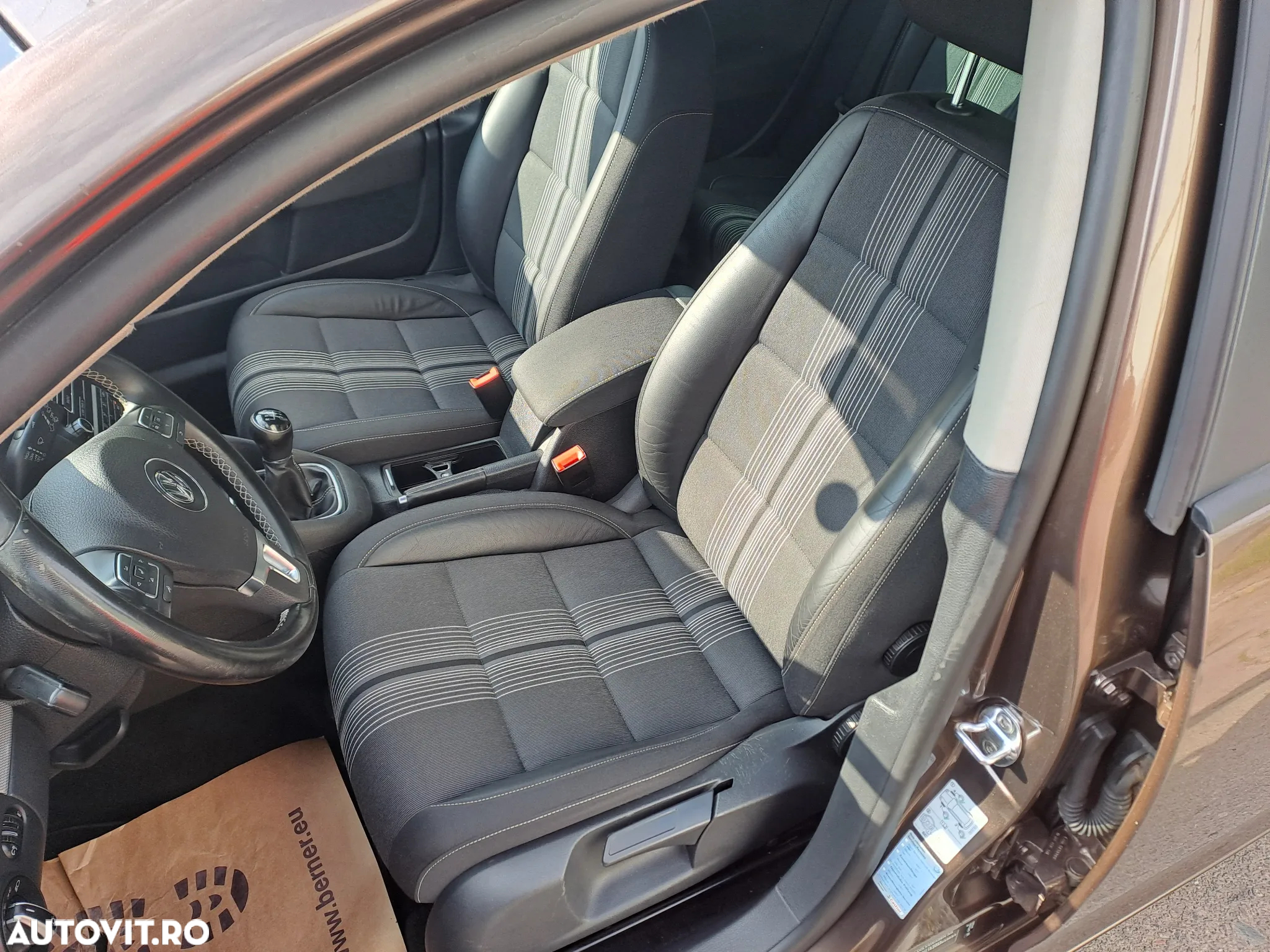 Volkswagen Golf 1.6 TDI DPF 4Motion Highline - 3