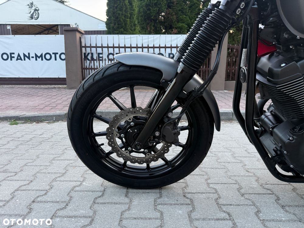 Yamaha XVS - 19