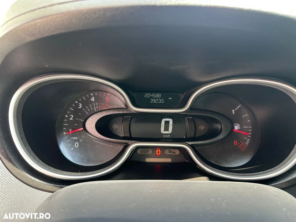 Renault Trafic 2.0 Blue dCi 120 Combi L1H1 8+1 locuri Authentique - 17