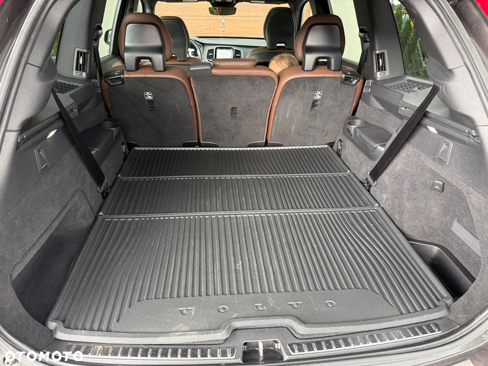 Volvo XC 90 - 24