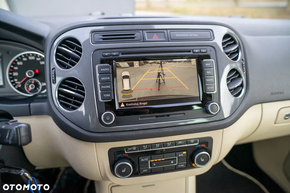 Volkswagen Tiguan 2.0 TSI 4Motion Lounge Track & Style - 35