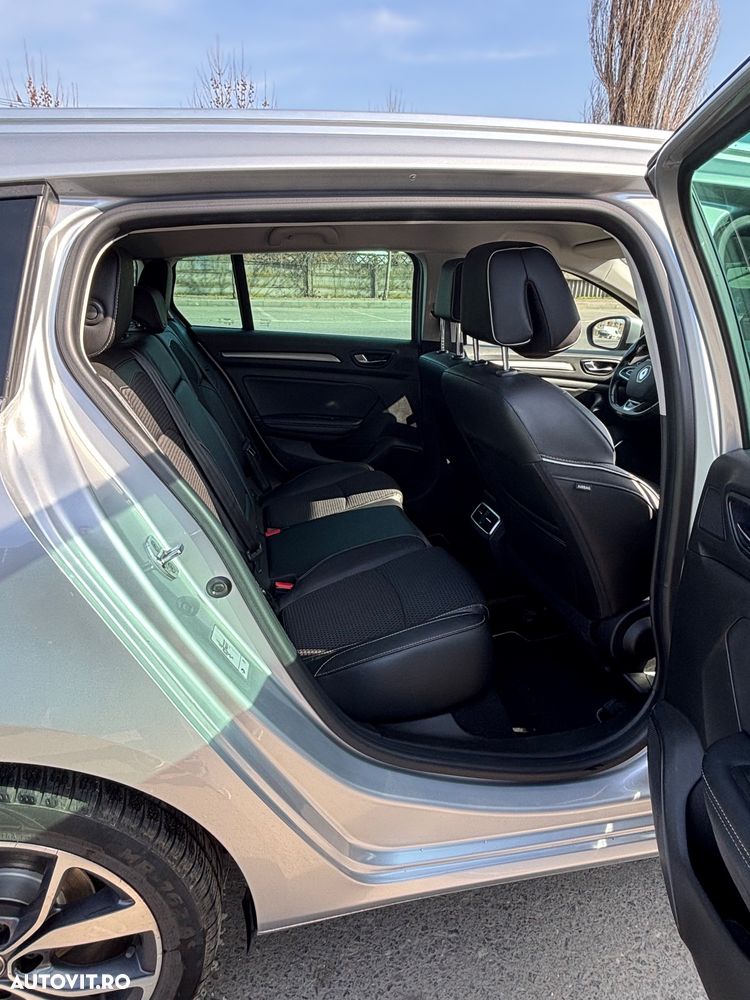 Renault Megane ENERGY TCe 130 BOSE EDITION - 5