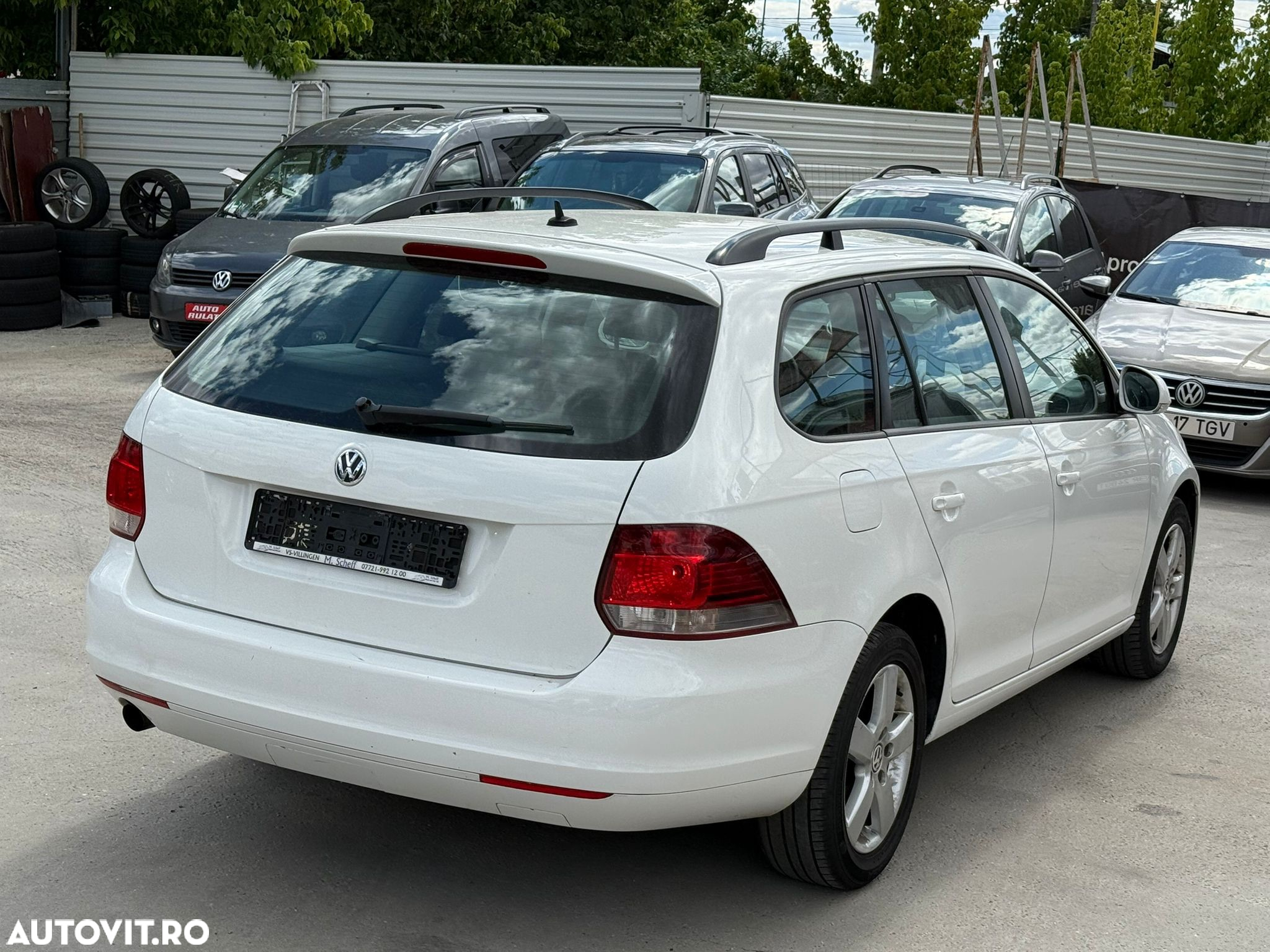 Volkswagen Golf - 5