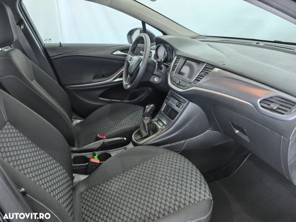 Opel Astra 1.2L Turbo Start/Stop Edition - 25