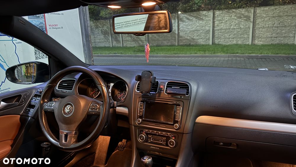 Volkswagen Golf 2.0 TDI Highline - 26