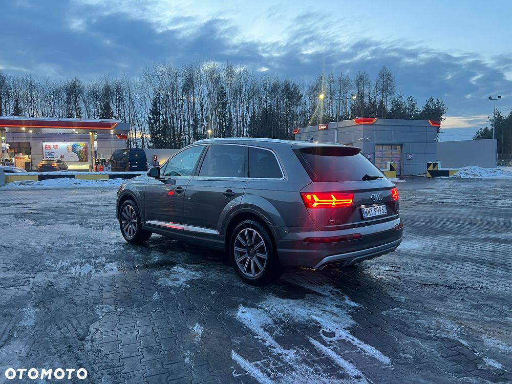 Audi Q7 - 8