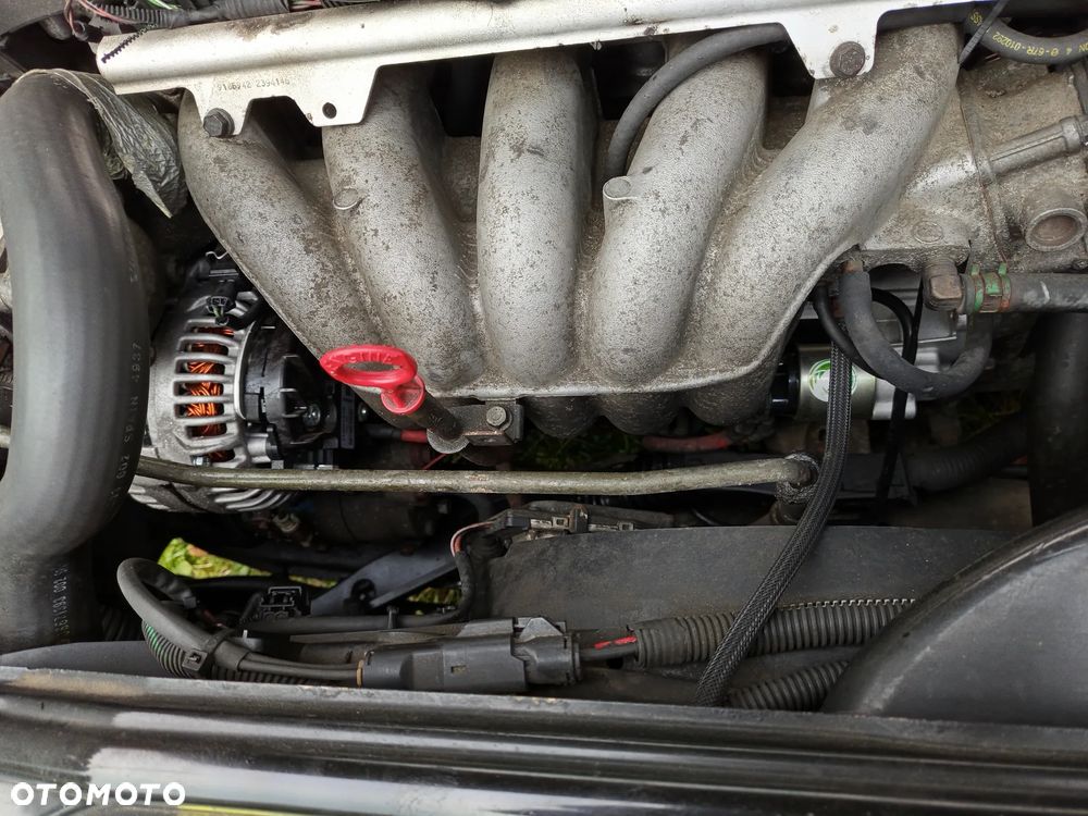 Volvo S60 2.4 - 11