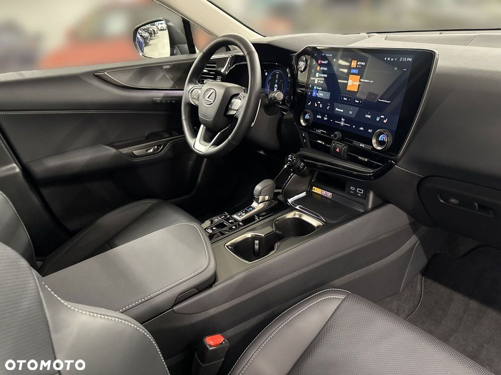 Lexus NX 350h Omotenashi AWD - 26