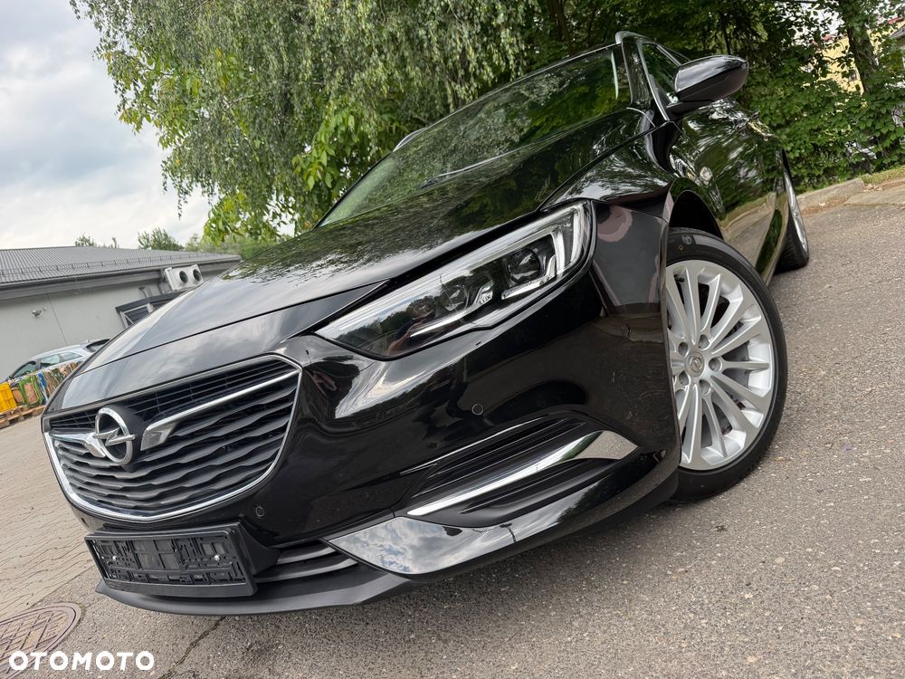 Opel Insignia - 1
